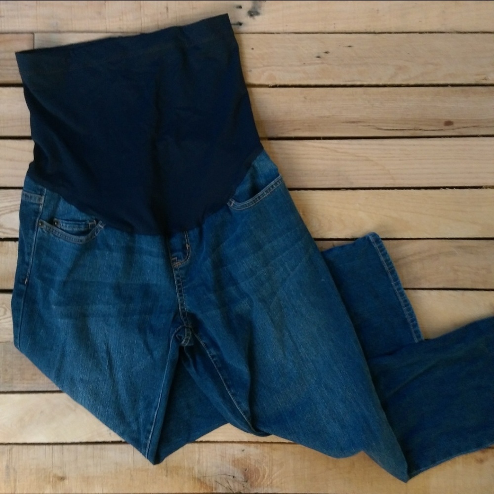 NWOT Liz Lange Maternity Capri Jeans Pants